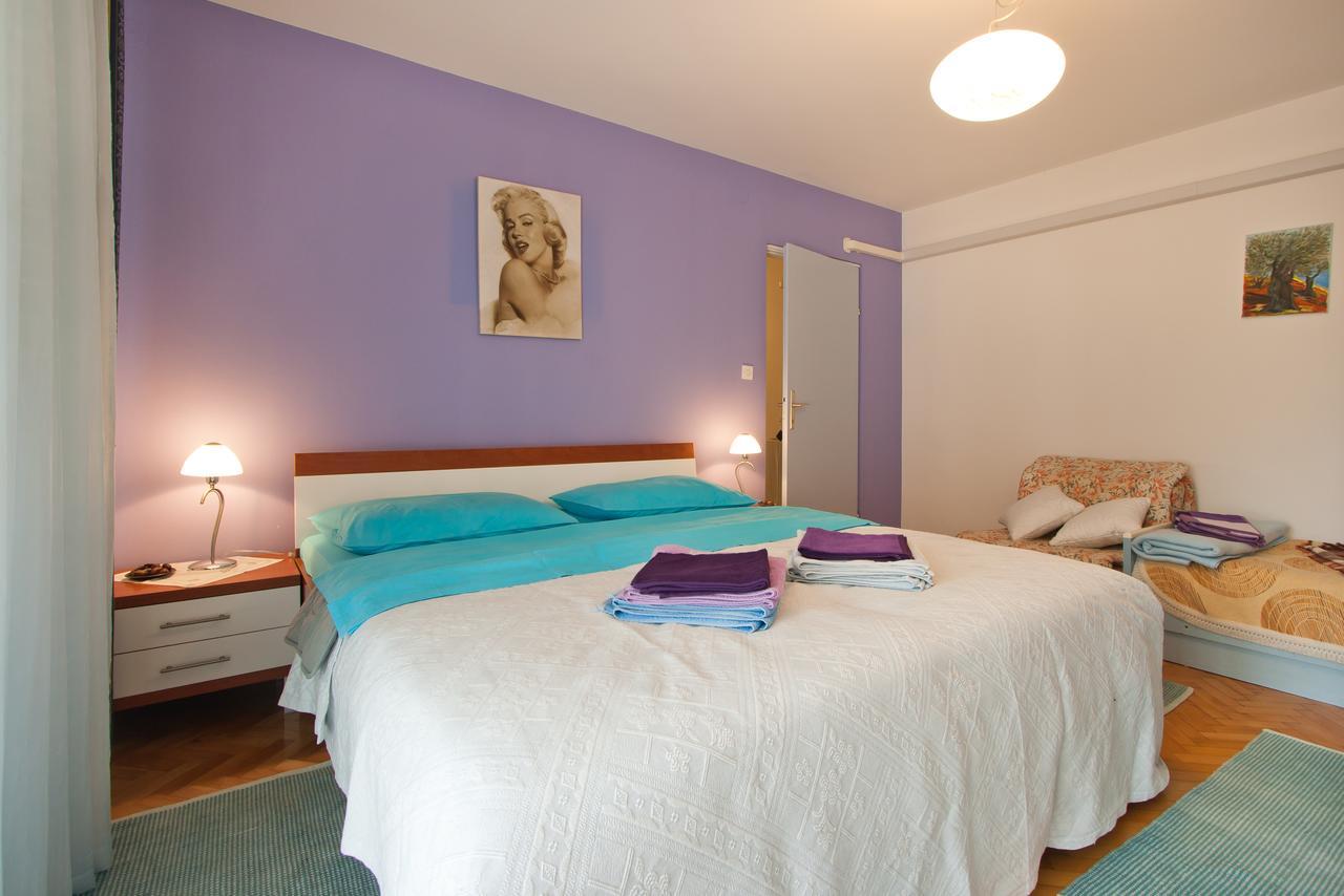 Apartments Neda Porec Exterior photo